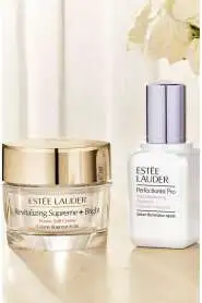 Estée Lauder Revitalizing Supreme Parlak Cilt Kremi 50 ml - Parlak ve Genç Görünümlü Cilt İçin Nemlendirici Bakım - 4