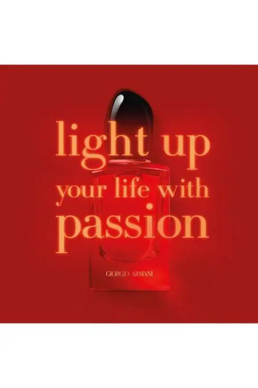 Giorgio Armani Sì Passione Éclat Eau de Parfum 100ml Kadın Parfümü: Tutku ve Işıltının Zarif Uyumu - 6