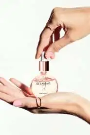 Kerastase Gloss Absolu Glaze Drops 45 ml- Elektriklenmeye Eğilimli Saçlar için Parlaklık ve Bakım Saç Yağı - 3